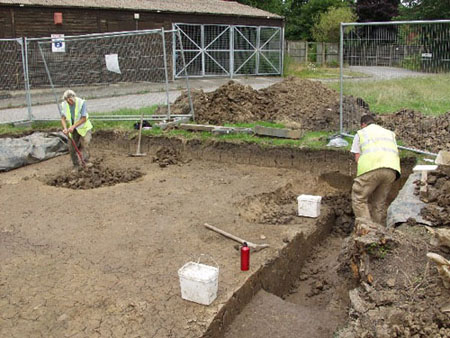 roman_pit3